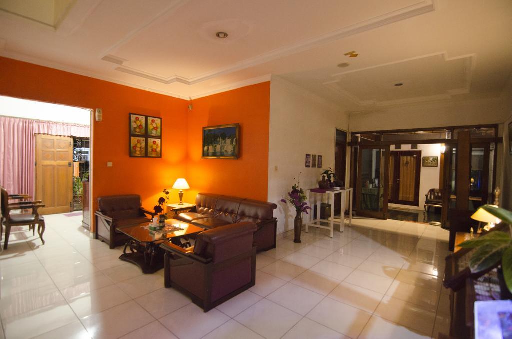 Fora Taman Lingkar Wisma tamu Bandung